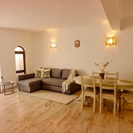 Апартаменты Casita 9 *